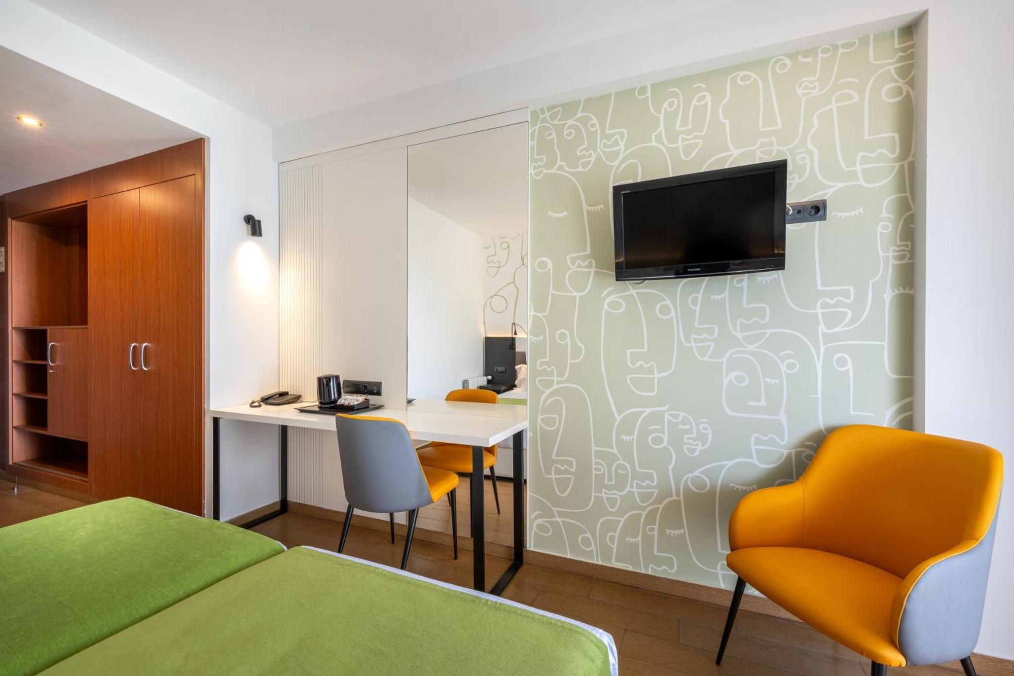 Climia Benidorm Plaza Hotel Екстериор снимка