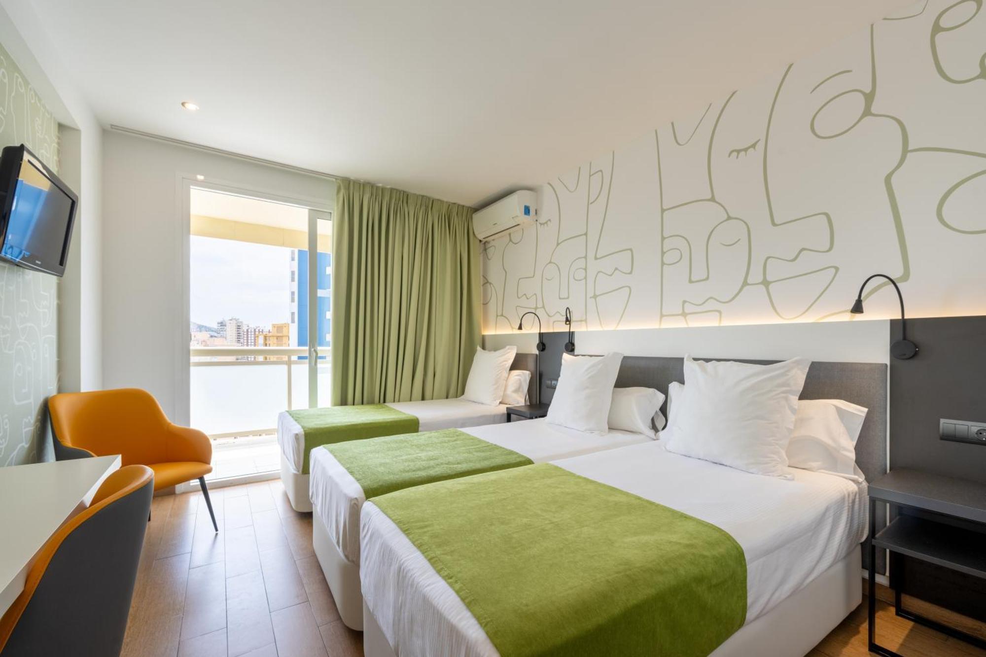 Climia Benidorm Plaza Hotel Екстериор снимка