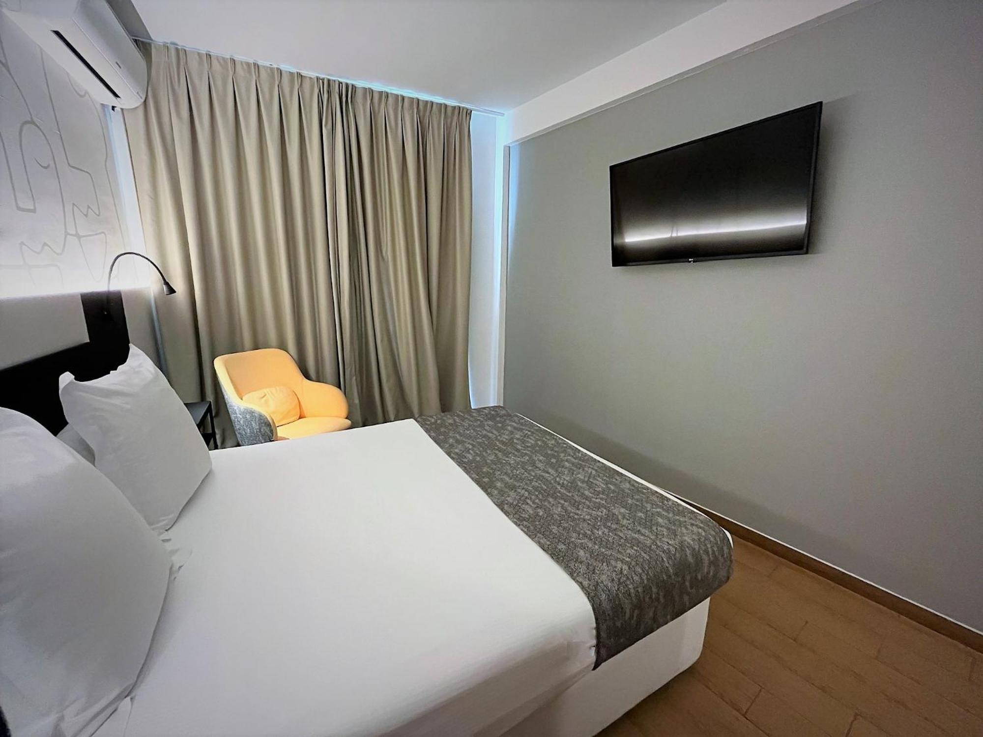 Climia Benidorm Plaza Hotel Стая снимка
